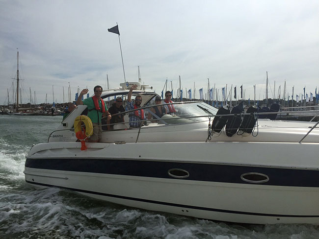 The contract's clients on their speedboat adventure 