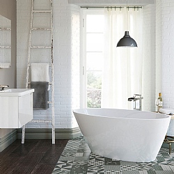 Leadon Freestanding Bath